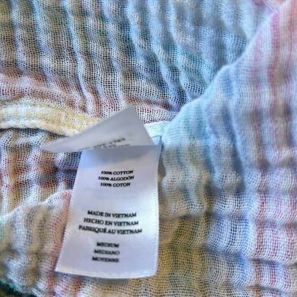 Rails Ellis Rainbow Iris Striped Button Down Top size Medium - Picture 6 of 6